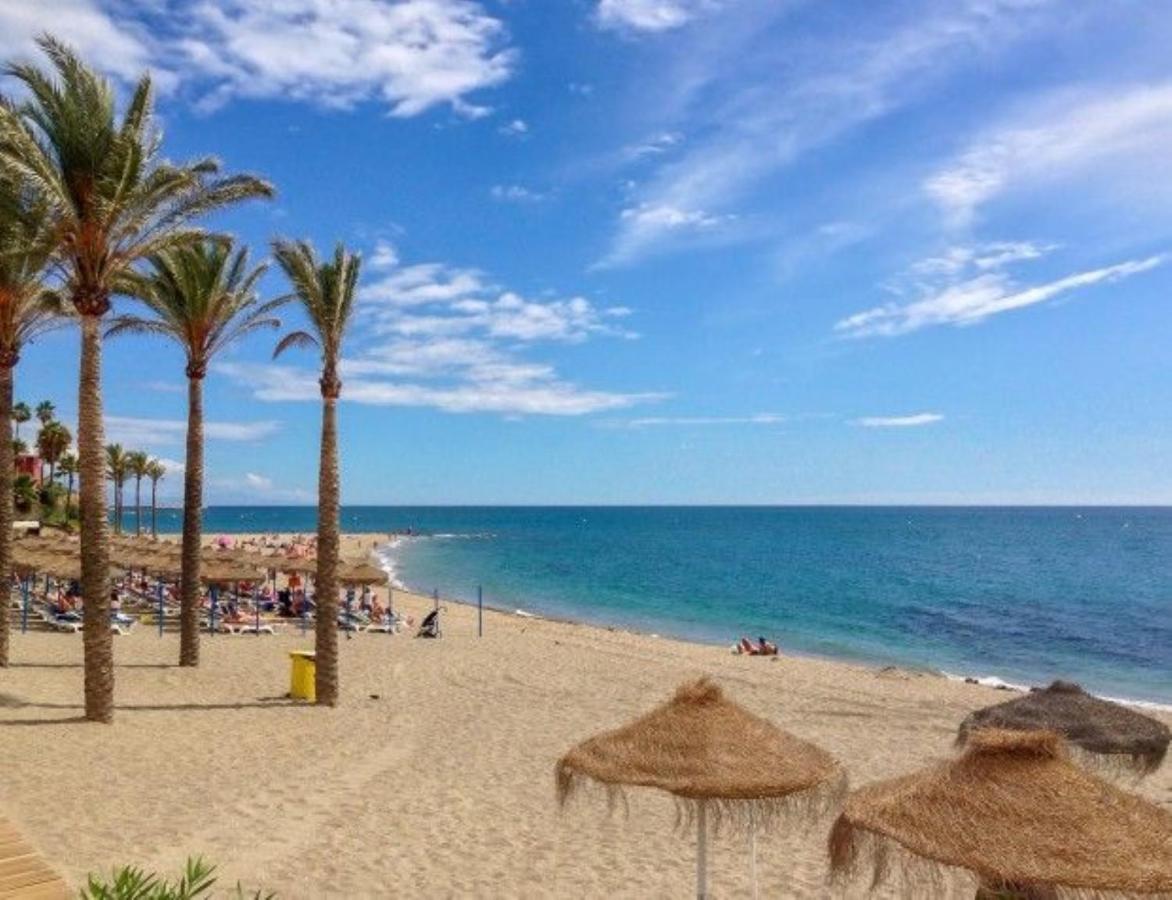 Precioso Estudio Frente Al Mar Con Piscina Benalmádena Esterno foto