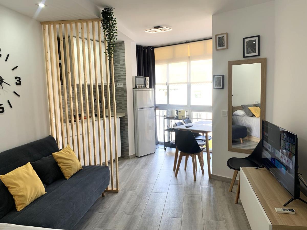 Precioso Estudio Frente Al Mar Con Piscina Benalmádena Esterno foto